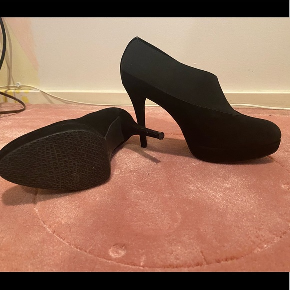 Stuart Weitzman worn once - Picture 3 of 4